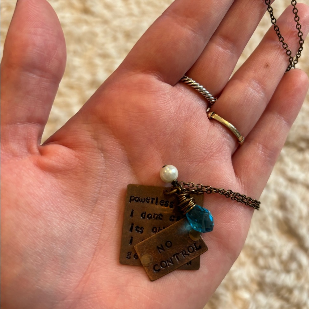 One Direction No Control Necklace - Picture 2 of 4